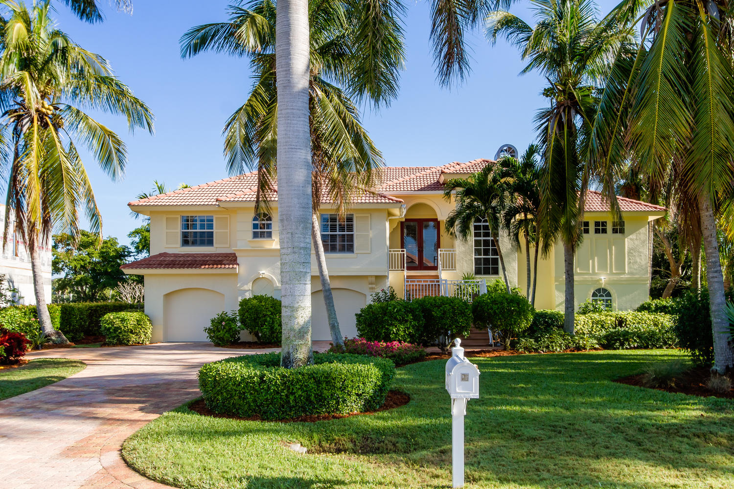 karen bell realty sanibel home